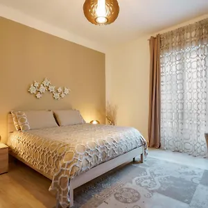 https://montellinos-suite-tortora.in-sardinia.net