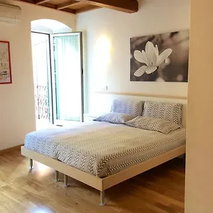 https://la-dolce-vita-riomaggiore.hotelitalianriviera.com